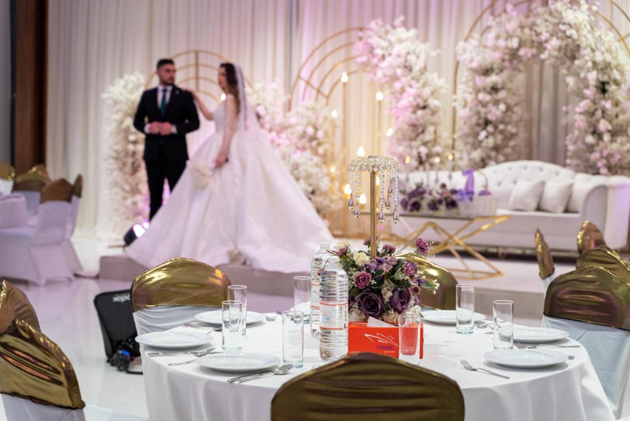 Titanic Hotel & Spa Szulejmánijja Kültér fotó Wedding reception