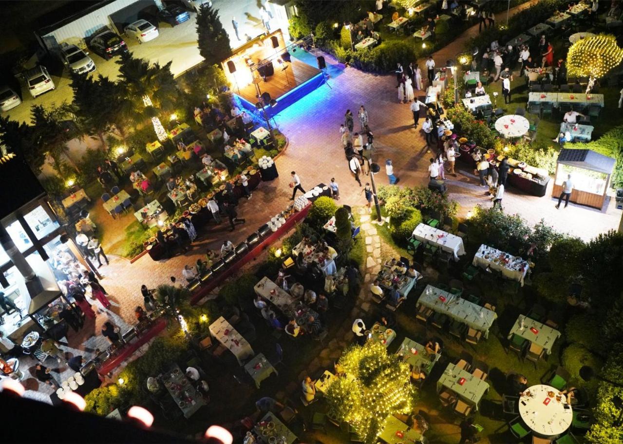 Titanic Hotel & Spa Szulejmánijja Kültér fotó Aerial view of the 2015 edition of the festival